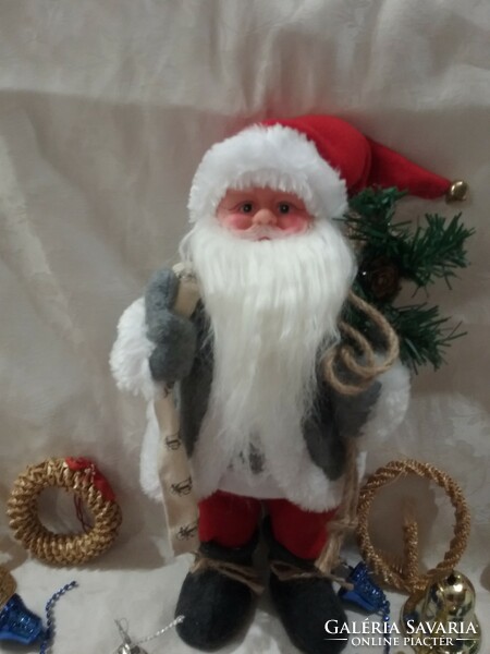 Old Christmas decorations, musical moving Santa Claus, with video!