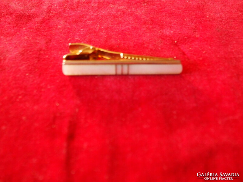 Antique gold plated pearl... Tie pin from Australia