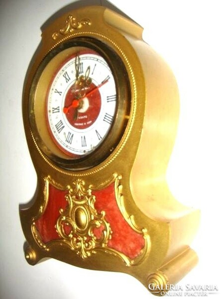 Gold color heraldic quartz fireplace clock