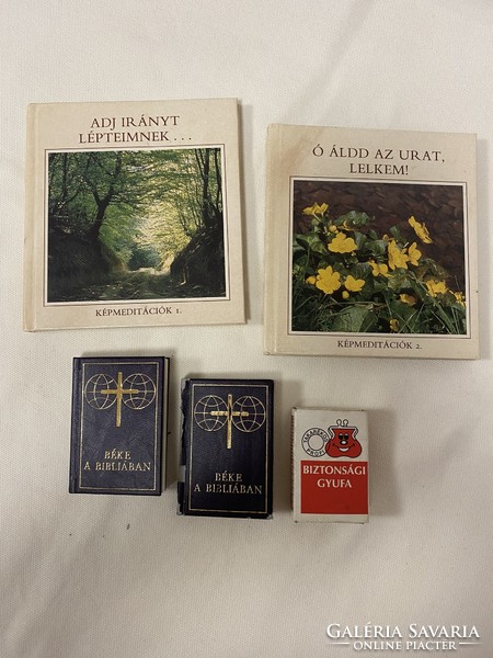Mini-books: 4 religious-themed mini-books (1979 and 1993)