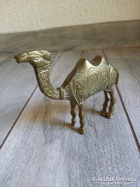 Nice old copper camel statue (10.5x11.3x2.5 cm)