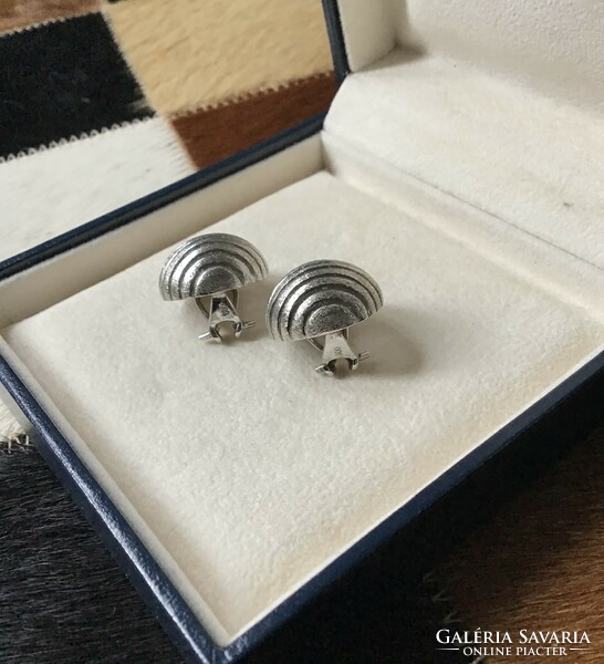 Rhodium-plated design silver clip earrings