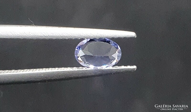 Tanzanite oval cut 0.63 Carat. With certification.