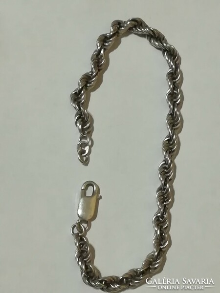Thick silver bracelet, 8.3 Gr.