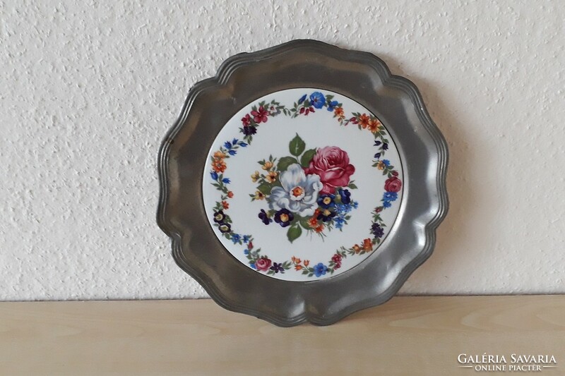 Pewter plate with porcelain insert