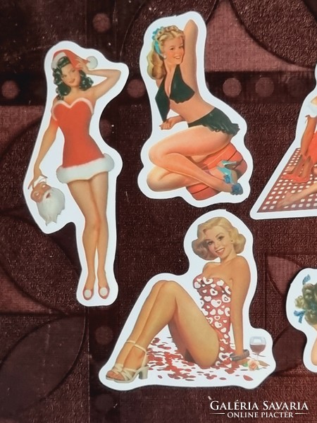 Pack of 5 vintage pin-up stickers (35)