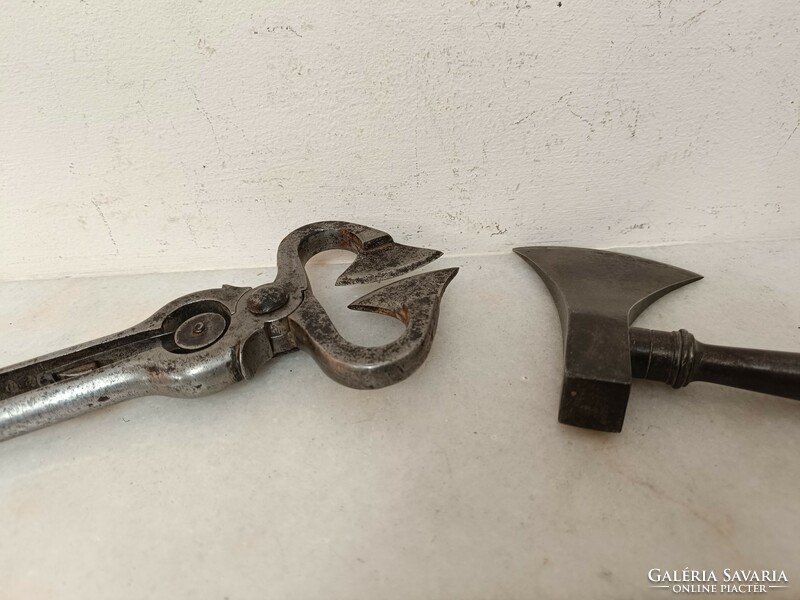 Antique kitchen tool block sugar sugar potato cutting tool ax breaking hammer museum 387 8075