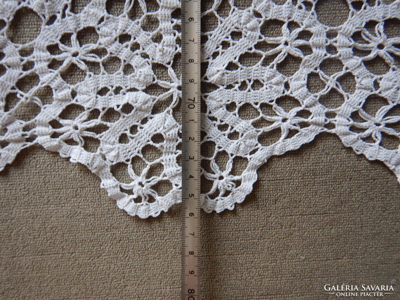 Crochet tablecloth; 75 x 75 cm