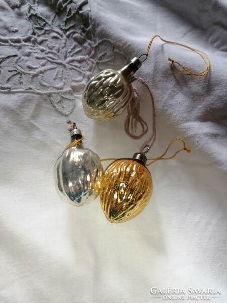 Three old walnut glass Christmas tree ornaments 26.