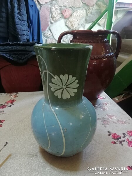 Népi régi váza 3.A képeken látható állapotban van