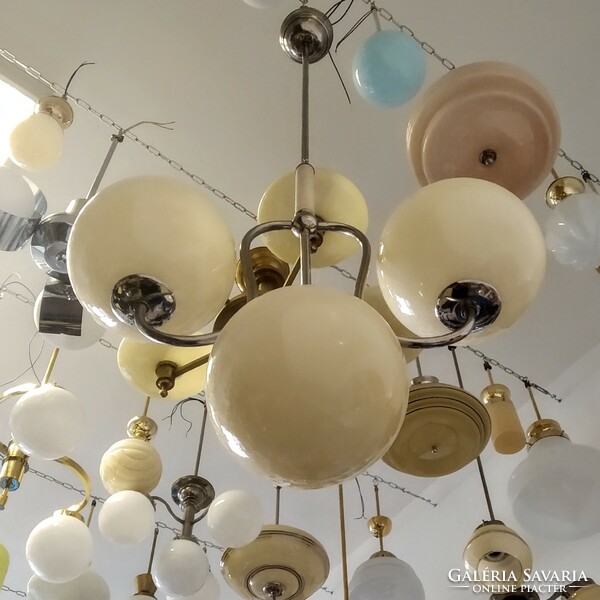 Art deco - bauhaus 3-burner nickel-plated chandelier renovated - cream-colored spherical shades