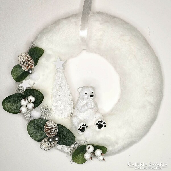 Advent wreath and door decoration set with polar bears, snowy white