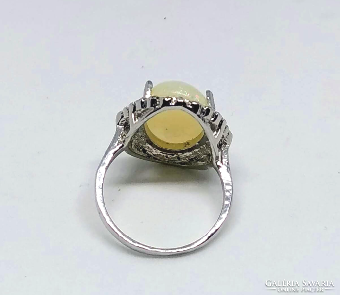 925-s töltött ezüst gyűrű (SF), fehér szintetikus tűzopál kristállyal Mérete : USA 8, EU 57 (188)