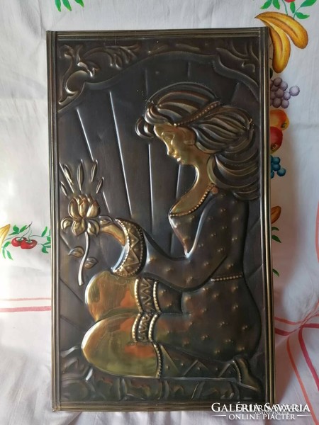 Pressed sheet metal wall decoration for Christmas (girl with flower)