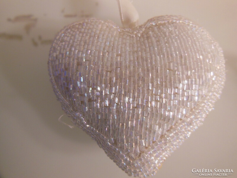 Heart - 10 x 4 cm - beaded - can be hung - handmade - perfect