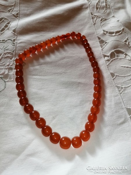 Vintage real amber necklace 26.