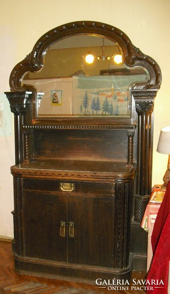 Art Nouveau sideboard and table that can be opened for 12 people
