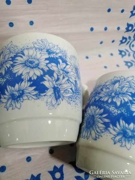 Kék virágos szoknyás zsolnay bögrék 6 db