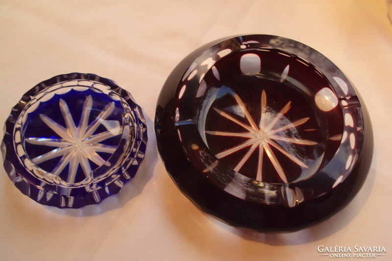 2 pcs. Burgundy and blue crystal ashtray...Sold together.