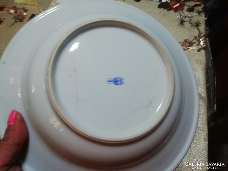 Zsolnay porcelán tányérok Antik 34. 2 db képeken látható állapotban