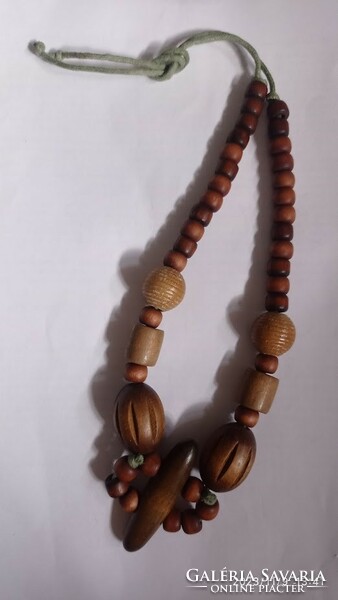 Unisex brown necklace, short chain wooden beaded jewelry