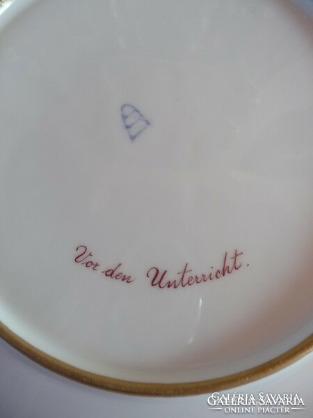 Antique Viennese Altwien decorative plate