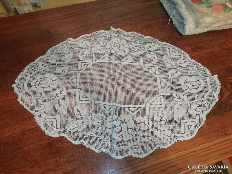 Antique tablecloth 21. It is in the condition shown in the pictures