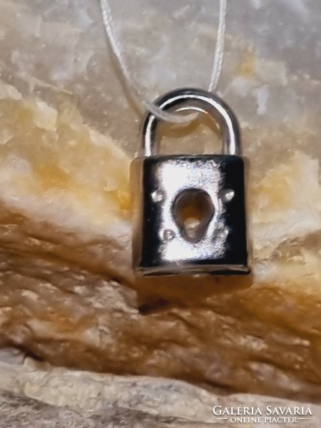 Lock pendant (4)