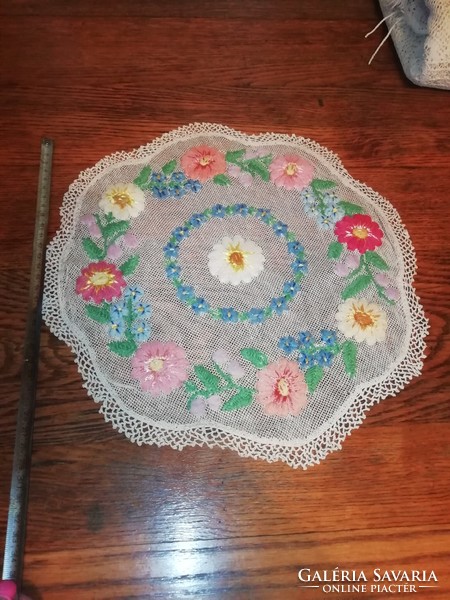 Antique tablecloth 19. It is in the condition shown in the pictures