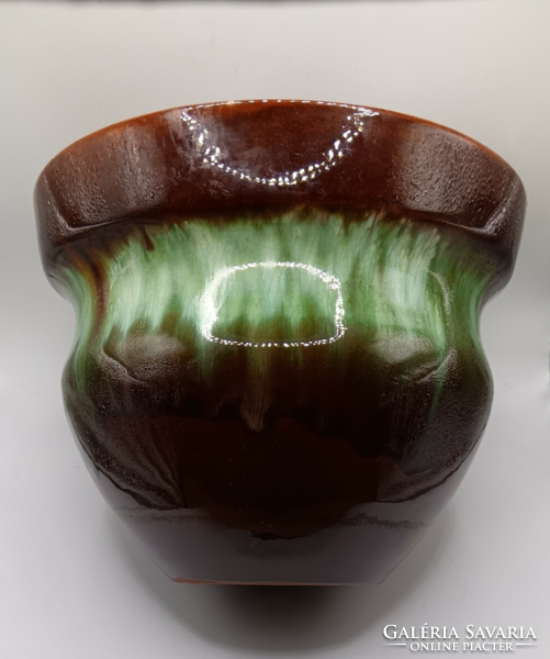 Erzsébet Forizsné Sarai ceramic bowl