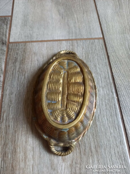 Solid antique copper offering basket/ring holder (14.3x8.5x3 cm)