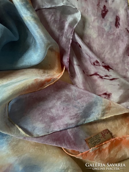 Pazar, kézzel festett pille könnyű selyem kendő finom színekkel 90*90 cm, 100% silk