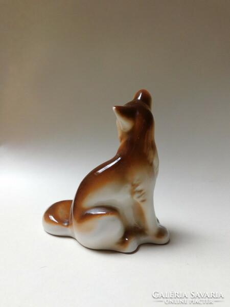 Polonne porcelain fox from the Soviet era