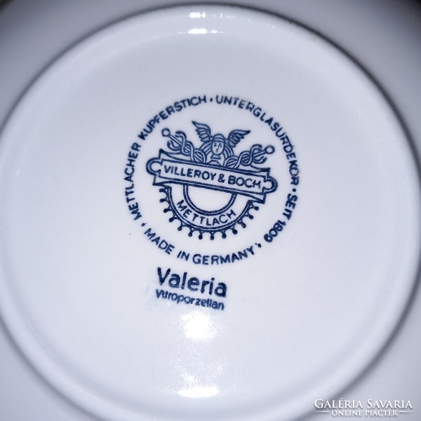 "Villeroy &Boch " Mettlach  (Valeria) ,6 db csésze alátét vagy süteményes kistányér.