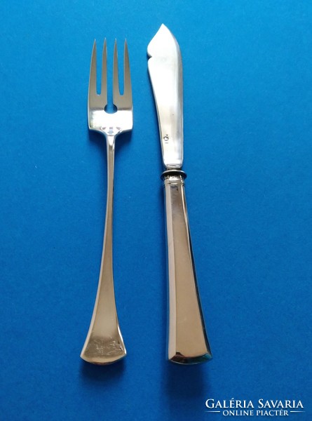 Silver fish set English style 6 knives 6 forks 1 serving plate