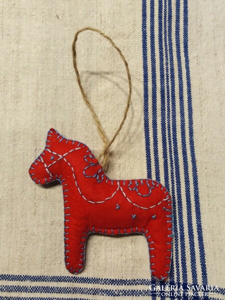 Dala lovacska - karácsonyi, dekorációs filc tárgy