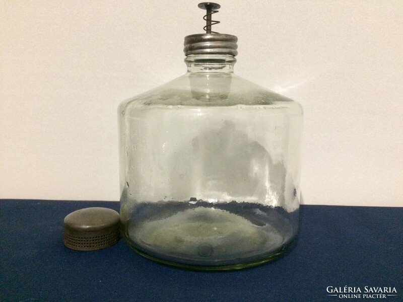 Régi petróleum olajtartó üveg-Meva-Czechoslovakia
