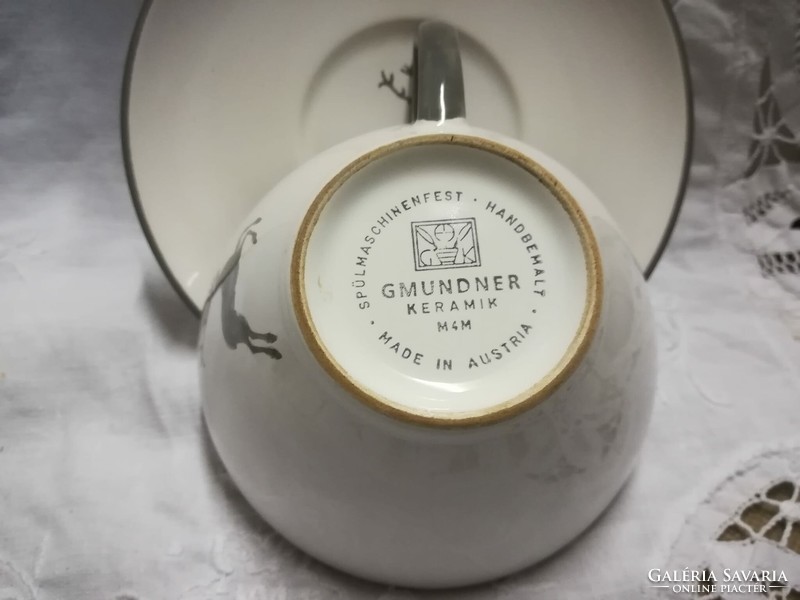 Gmundner teás csésze, szarvas dekorral