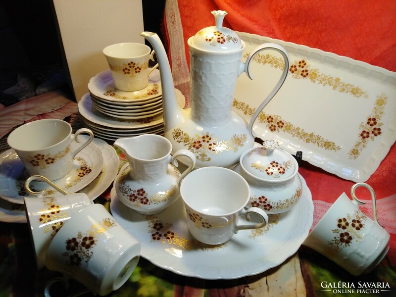 Beautiful German porcelain breakfast and coffee set, 26 pieces