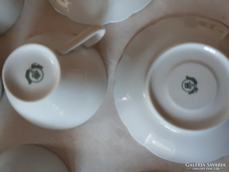 Aranyozott szélű porcelán kávés teás készlet