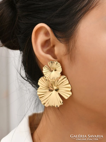 Lotus leaf statement earrings 392