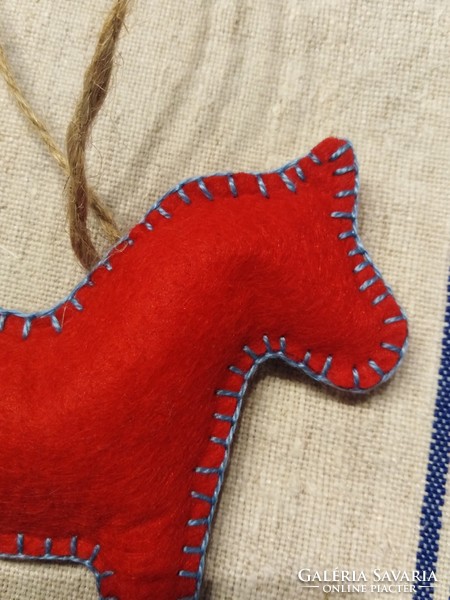 Dala lovacska - karácsonyi, dekorációs filc tárgy