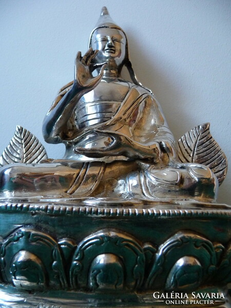 Congkapa láma ezüstözött bronz szobor 30 cm 3kg (Nepál Tibet Buddhizmus Buddha)