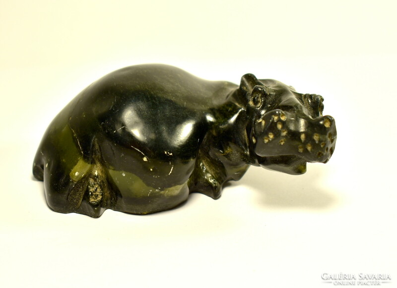 South African sculptor: hippopotamus ... Carved stone sculpture