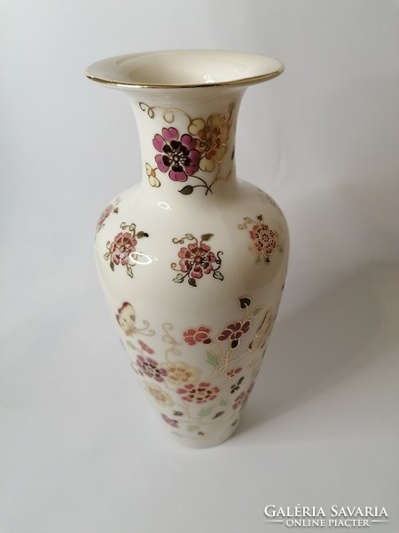 Large butterfly vase by Zsolnay, 27 cm. New. From collection.