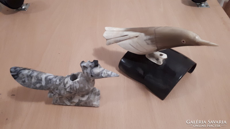 Horn and marble bird ornament