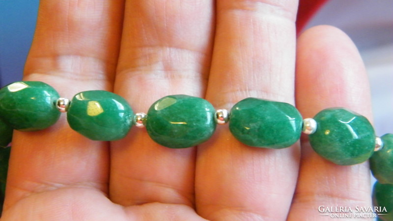 Beautiful real emerald bracelet with 925 silver.