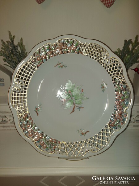 Openwork porcelain wall plate from Herend (34cm)