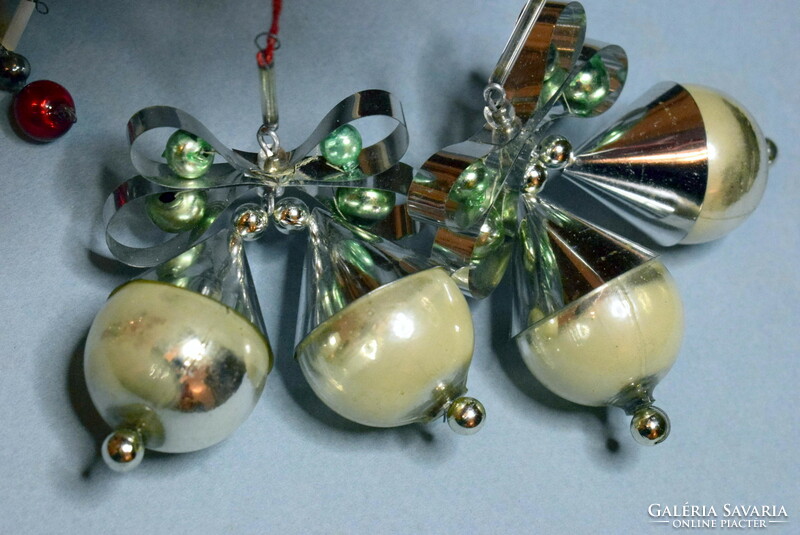 2 darab egyforma Régi  karácsonyfadísz masnis harang