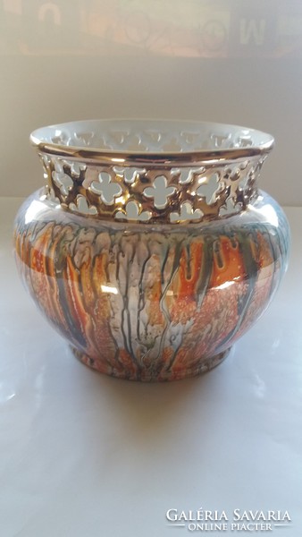 Zsolnay-style large bowl with multi-colored, continuous glaze, pierced, gilded, flawless, 22 cm